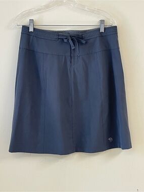 Mountain Hardwear Gray Athletic Hiking Skort Size 8